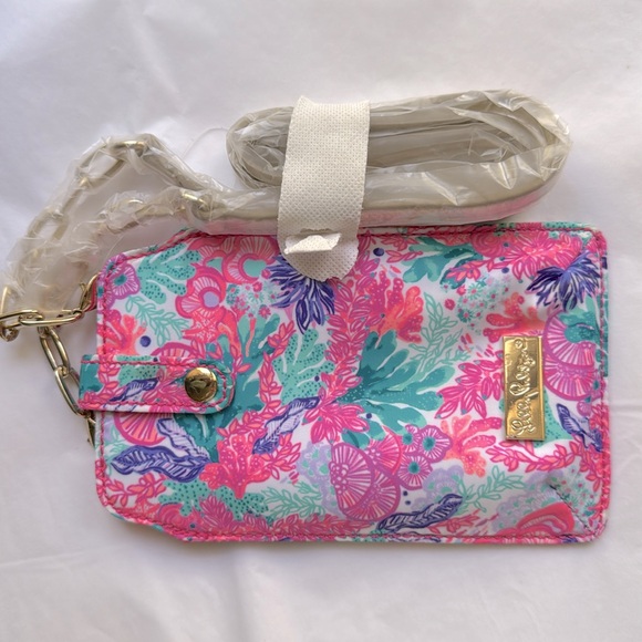 Lilly Pulitzer Kamden Phone Crossbody - Picture 2 of 8